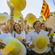 Manifestació de l'11-S 2016, amb Carles Puigdemont (Joan Castro i Folch)